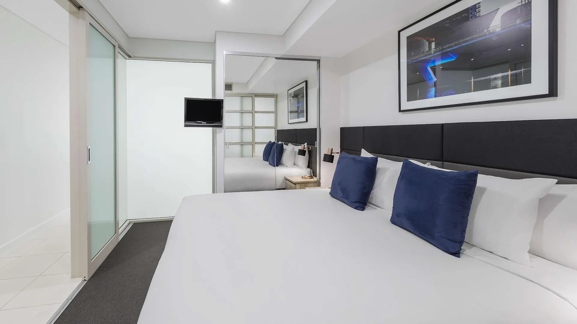 Oaks Adelaide Embassy Suites 4*,  Australie