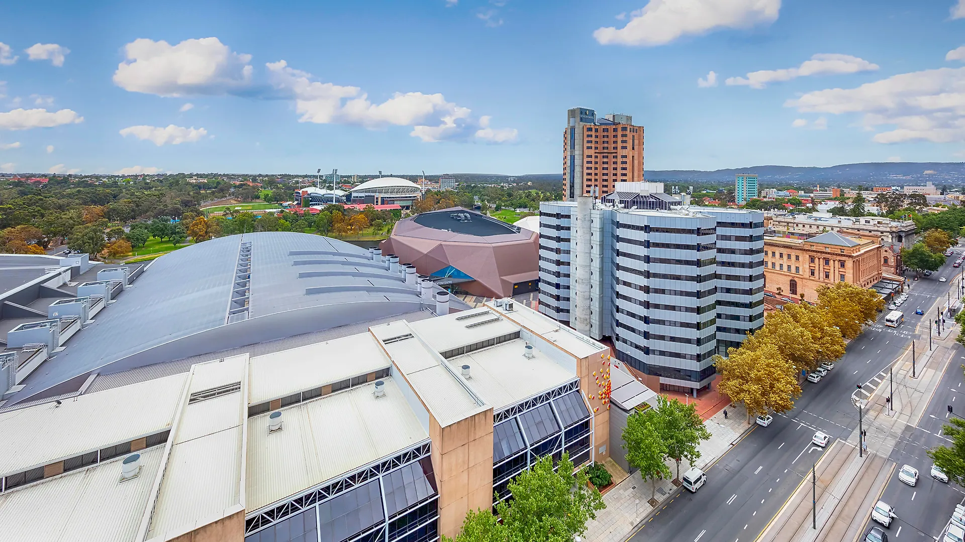 Oaks Adelaide Embassy Suites 4*,  Australie